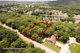 2458 Iowa Colony Rd, Hollister, MO 65672