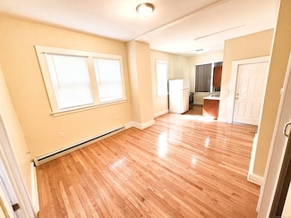125 Hillside Ave Unit 1D, Waterbury, CT 06710