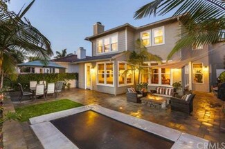 19061 Callaway Cir, Huntington Beach, CA 92648