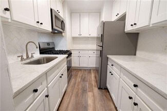 15 Oliver St Unit 4, Brooklyn, NY 11209