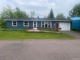 26121 S Calumet St, Calumet, MI 49913