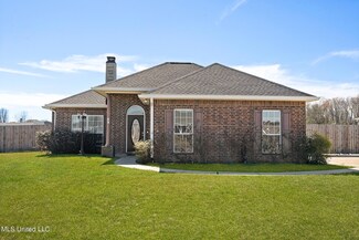 89 Navajo Dr, Picayune, MS 39466