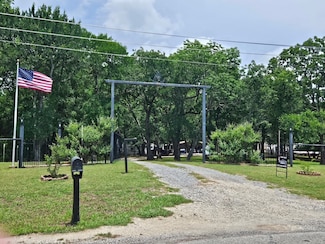 999 Hayden Hall Rd, Bells, TX 75414