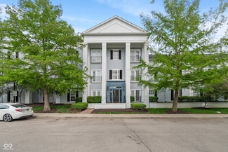 12833 Tradd St Unit 1-B, Carmel, IN 46032