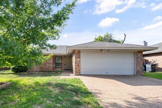 1905 Willow Vale Dr, Fort Worth, TX 76134