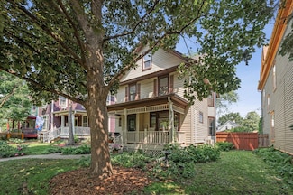 961 Ashland Ave, Saint Paul, MN 55104