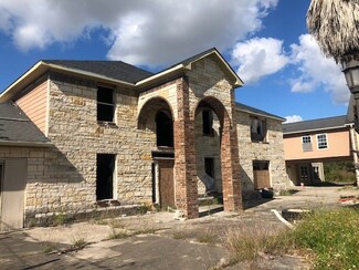 327 Magnolia St, Channelview, TX 77530
