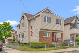 81 Princeton St, Medford, MA 02155