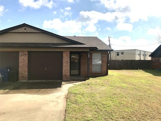 703 Pleasant Manor Ave, Burleson, TX 76028
