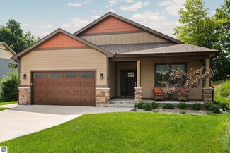 4158 Aquila Ct, Traverse City, MI 49684