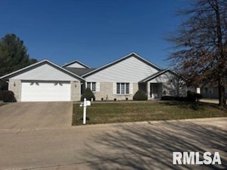 4907 Lake View Dr, Quincy, IL 62305