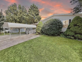 2500 Mann Rd Unit 83, Independence, MI 48346