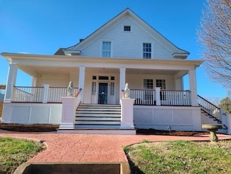 721 E 1st St N, Morristown, TN 37814