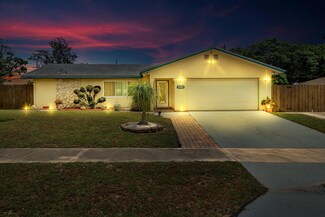 2020 7th Ct S, Lake Worth, FL 33461