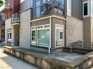 7417 Battery Park Blvd, Cleveland, OH 44102