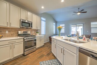 2613 Houser Ave SE, Albuquerque, NM 87105