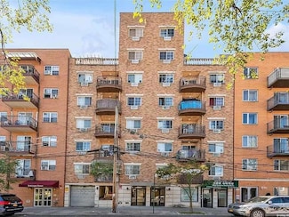 43-18 Robinson St Unit 2, Flushing, NY 11355