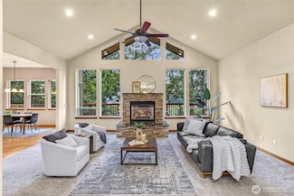 8 Southern Ct, Bellingham, WA 98229