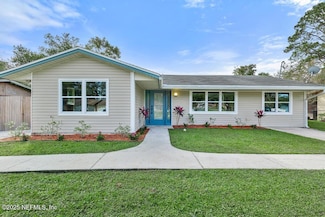 7438 Deepwood Dr N, Jacksonville, FL 32244