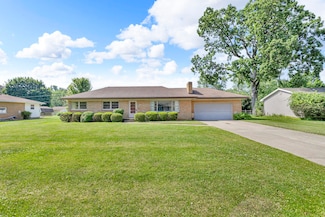 1515 Kensington Dr, Jackson, MI 49203