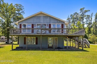 159 Sportsman Ln, Beaufort, NC 28516