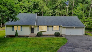 146 Newgate Rd, East Granby, CT 06026