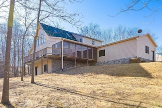 W8834 County Road G, Wonewoc, WI 53968