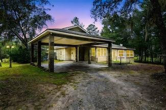 16453 Pawnee Dr, Brooksville, FL 34601