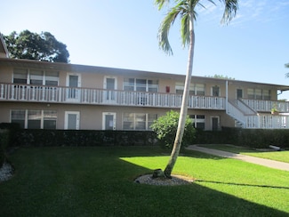 427 Windsor S Unit 427, West Palm Beach, FL 33417