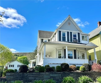 136 W 5th St, Corning, NY 14830