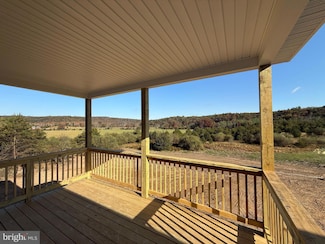 369 Paso Fino Dr, Augusta, WV 26704