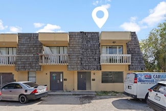 941 SW 20th Ct, Delray Beach, FL 33445