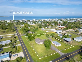353 Gulf St, Port St. Joe, FL 32456