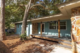 3086 Huron Ave, Oldsmar, FL 34677