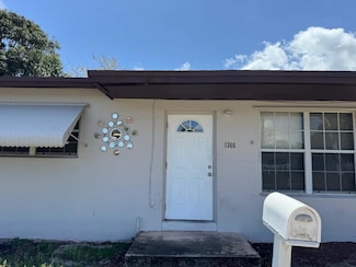 1366 10th St, West Palm Beach, FL 33401