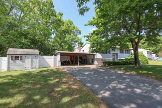 8 Fordham Dr, Nashua, NH 03062