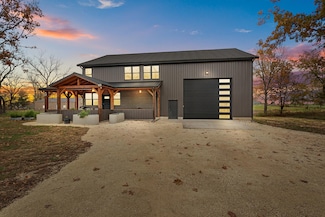 21 Timber View Dr, Seymour, MO 65746