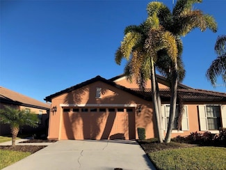 140 Shell Falls Dr, Apollo Beach, FL 33572