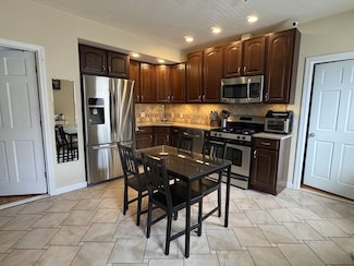 49 Paradise Rd Unit 1, Swampscott, MA 01907
