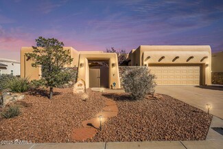 1892 Lone Tree Ln, Las Cruces, NM 88011