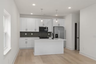 550 Markham St Unit 19, Nashville, TN 37214
