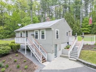 209 Mason Rd, West Townsend, MA 01474