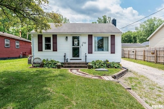 320 14th Ave E, Milan, IL 61264