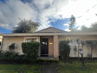 8105 La Riviera Dr, Sacramento, CA 95826