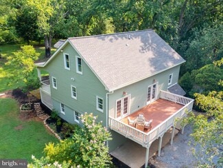 35552 Simpsons Creek Rd, Round Hill, VA 20141