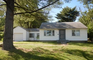 8943 Cozens Ave, Saint Louis, MO 63136