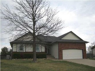 2922 N Meadow Oaks Ct, Wichita, KS 67220