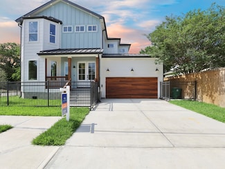 603 Neyland, Houston, TX 77022