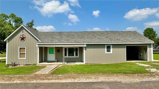 301 E 23rd St, Trenton, MO 64683