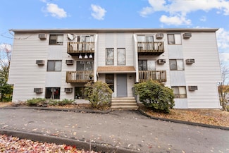23 Shirley St Unit 3, Waterbury, CT 06708